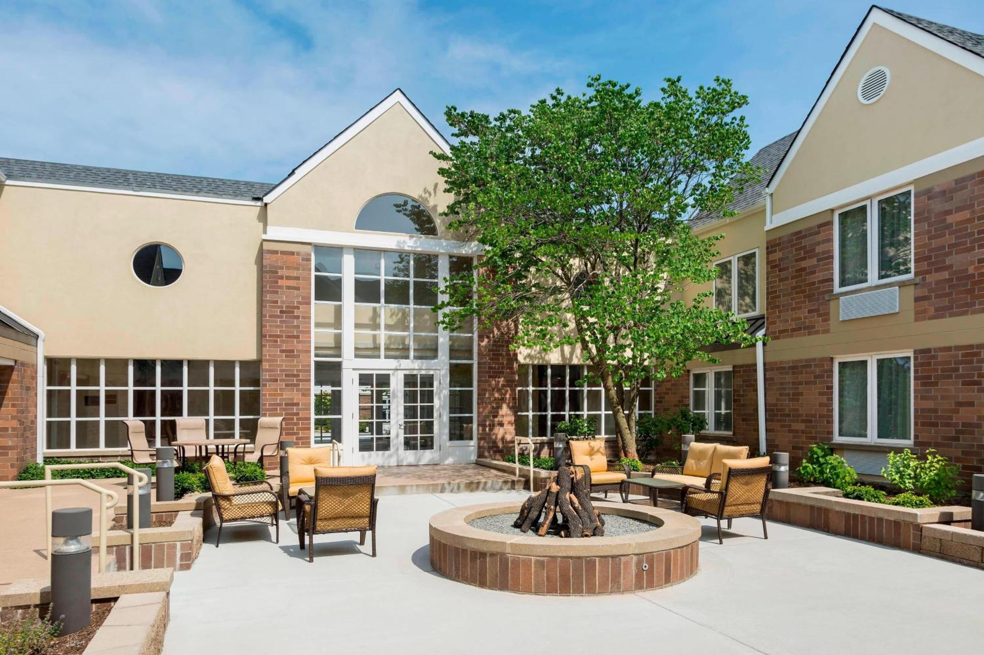 Four Points By Sheraton Buffalo Grove Exterior foto